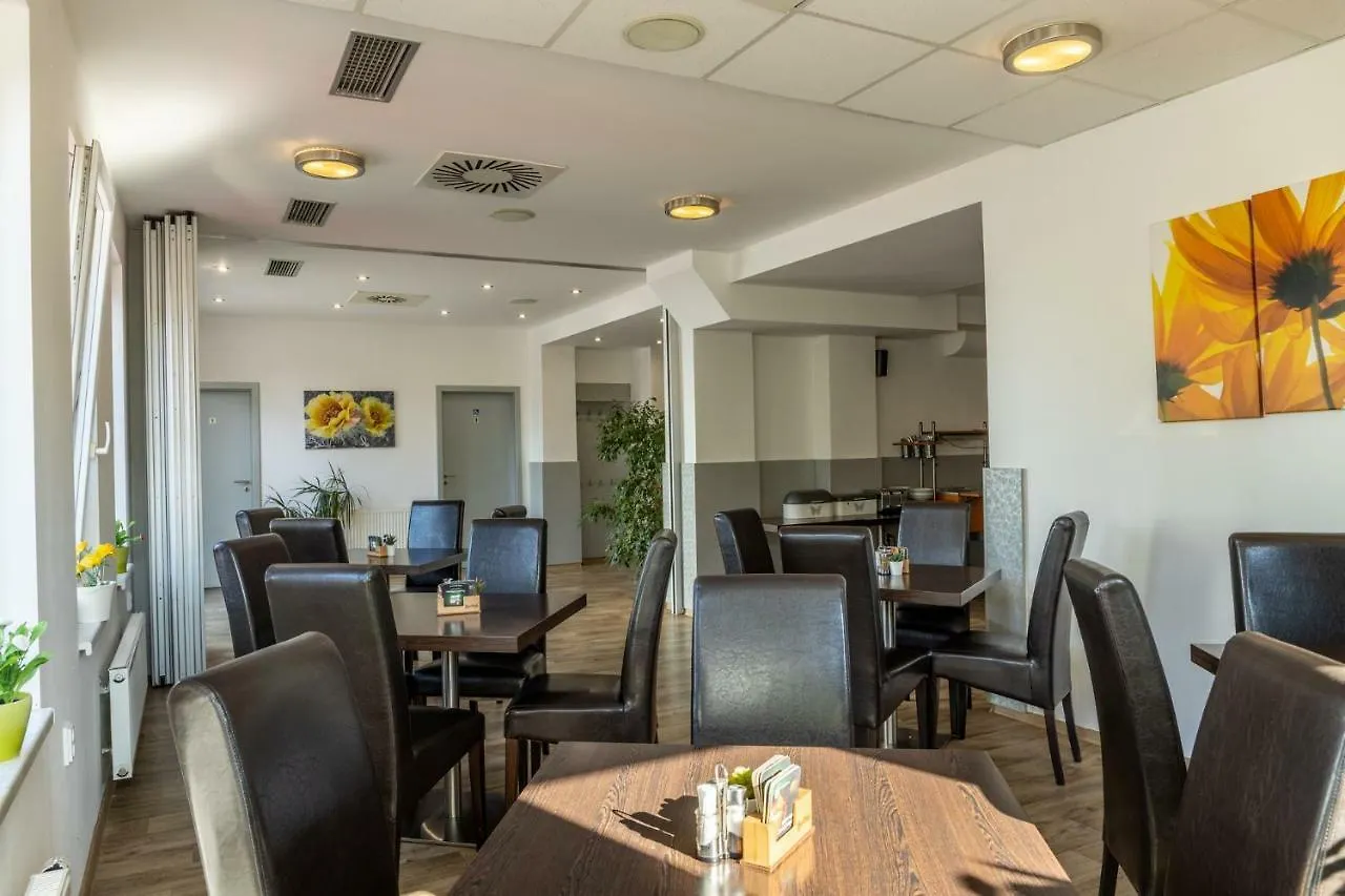 Hotel Kanarek Prag 3*,  Tjeckien